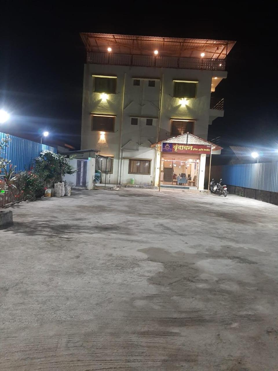 Blue Bell Homestay Lonavla Exterior foto