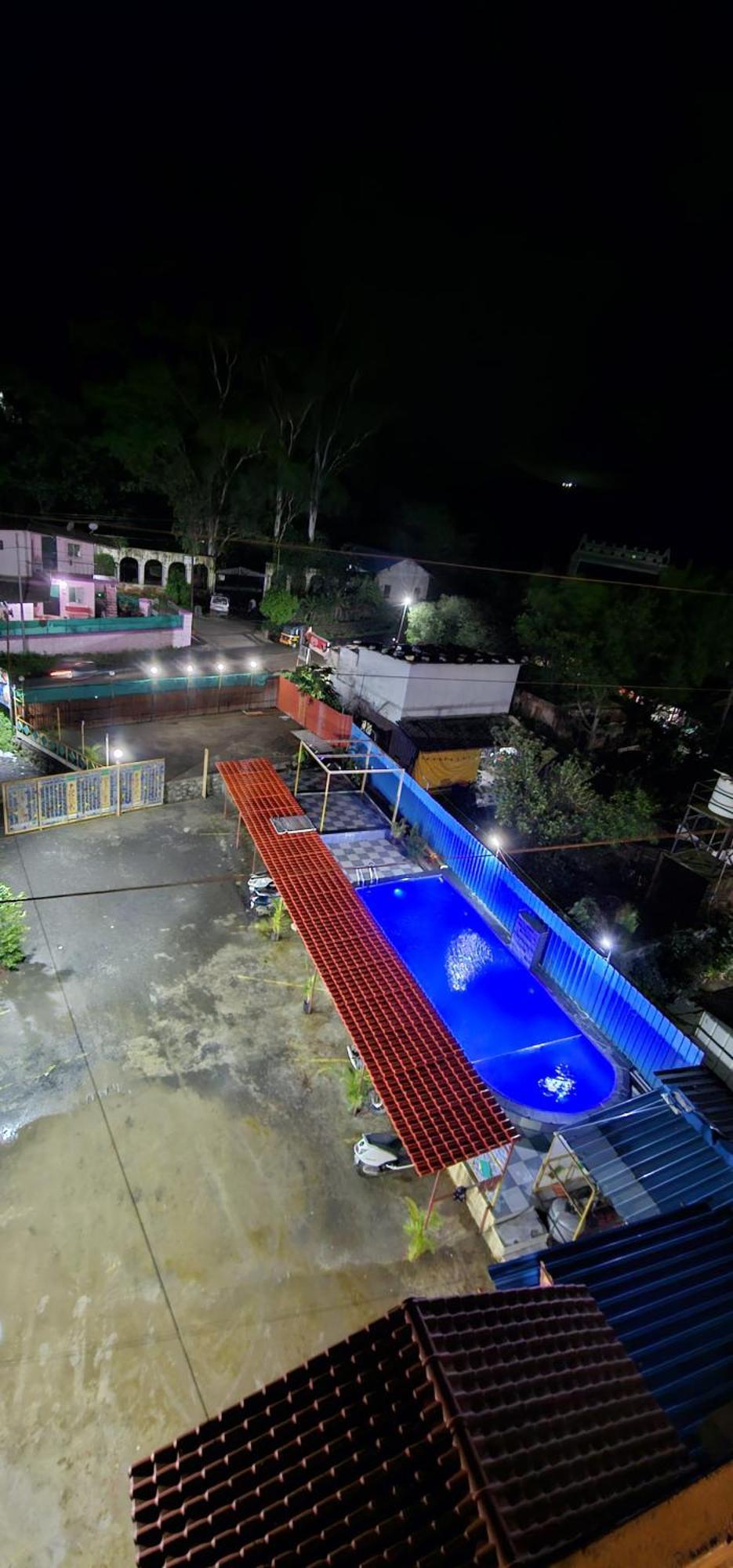 Blue Bell Homestay Lonavla Exterior foto